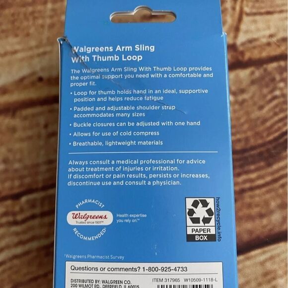 Walgreens Arm Sling w/Thumb Loop Adjustable Padded Shoulder One Size Left/Right - Picture 4 of 7